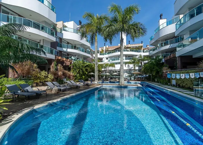 Apartamento De Luxo Com Jacuzzi Privativa - Boulevard Bombinhas